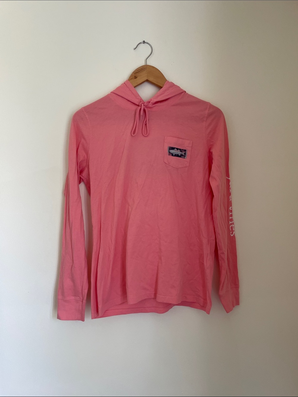 Vineyard Vines Pink Long Sleeve Lightweight Hoodie Tee Pocket Shirt
